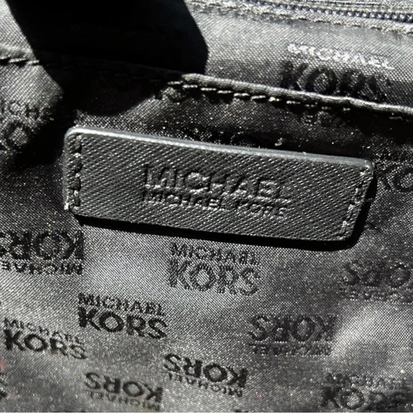 🌻Large Michael Kors Black Leather Jet Set Tote Handbag Purse - Picture 11 of 12